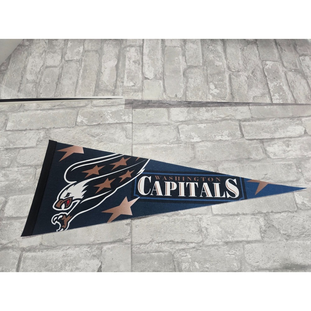 Washington Capitals WAS 1997 NHL Reverse-Retro Premium Felt Collectors PENNANT